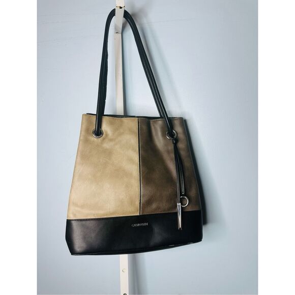 Calvin Klein Gabrianna Reversible Tote Black/gray 2 piece set - Picture 3 of 15